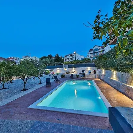 شقة Sea Stone House 1 تروغير