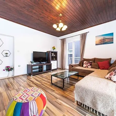 Sea Stone House 1 *